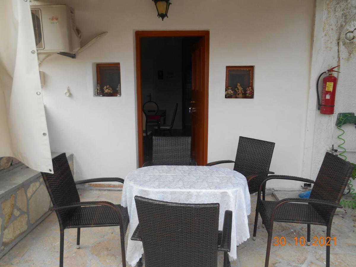Melios Rooms Πεταλίδι Εξωτερικό φωτογραφία