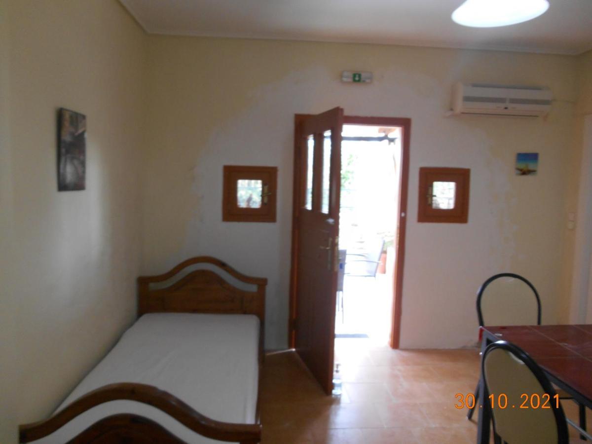 Melios Rooms Πεταλίδι Εξωτερικό φωτογραφία